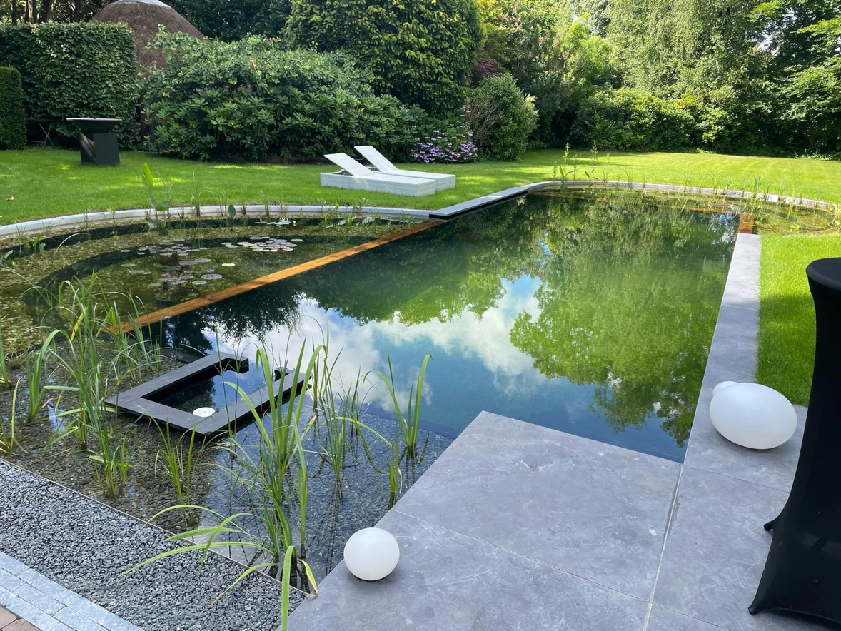 01b5929c787db76b755ad64f3807c36603ff9735cc